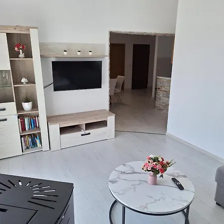 Apartment Tre Strade Baska Voda Exterior photo