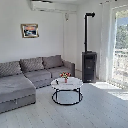 Apartment Tre Strade Baska Voda Exterior photo
